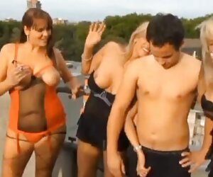 Metresi Bayan julina için kazınmış bir penis kafesi ve kilit kullanma brazzers lezbiyen sex izle